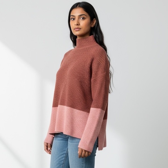 Olive & Oak Sweaters - ⭐️ Olive + Oak Mock Neck Colorblock Tunic Sweater Size MEDIUM